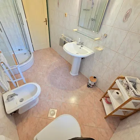 Sandra 4 With Terrace Near The Sea And Apartamento Crikvenica